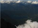 Zugspitze Pogled na Eibsee. Izhodišče žičnice na Zugspitze iz nemške strani.