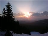 Na vrhu smučišča, ko se je naredil dan
