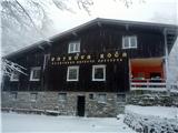 Vojkova koča, 1240 m