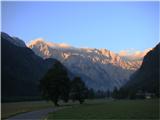 Prečenje grebena Veliki vrh ( 1539m ) do vrha Savinjek ( 1694m ) Jutranji prihod v Logarsko