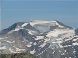 Shareck-3122m in Baumbachspitze-3105m Povsod večni sneg.