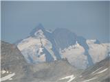 Schareck-3122m in Baumbachspitze-3105m Grossglockner v daljavi.