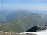 Shareck-3122m in Baumbachspitze-3105m Povsod pa le ni snega -Tudoli na grebenu je tudi ena koča.