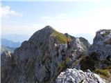 Monte Tinisa ( Monte Pascul ) - 2120m ...potem se greben zoži v ostro rez