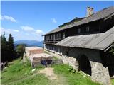 Taoca -1904m Pri koči Cabana Fantanele.