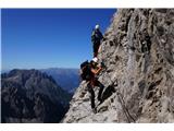 Lienški Dolomiti - gore nad kočo Karlsbader Hütte Spust z vrha ni ravno nedolžen