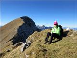 Mojca na Toplarju, 2000 m, zadaj Veliki vrh