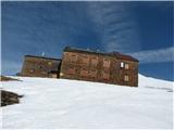 Hoher Zaun  (3457),Schwarze Wand ( 3511) Rainerhorn (3568) in Grossvenediger (3667) še pogled nazaj na Defregerhaus